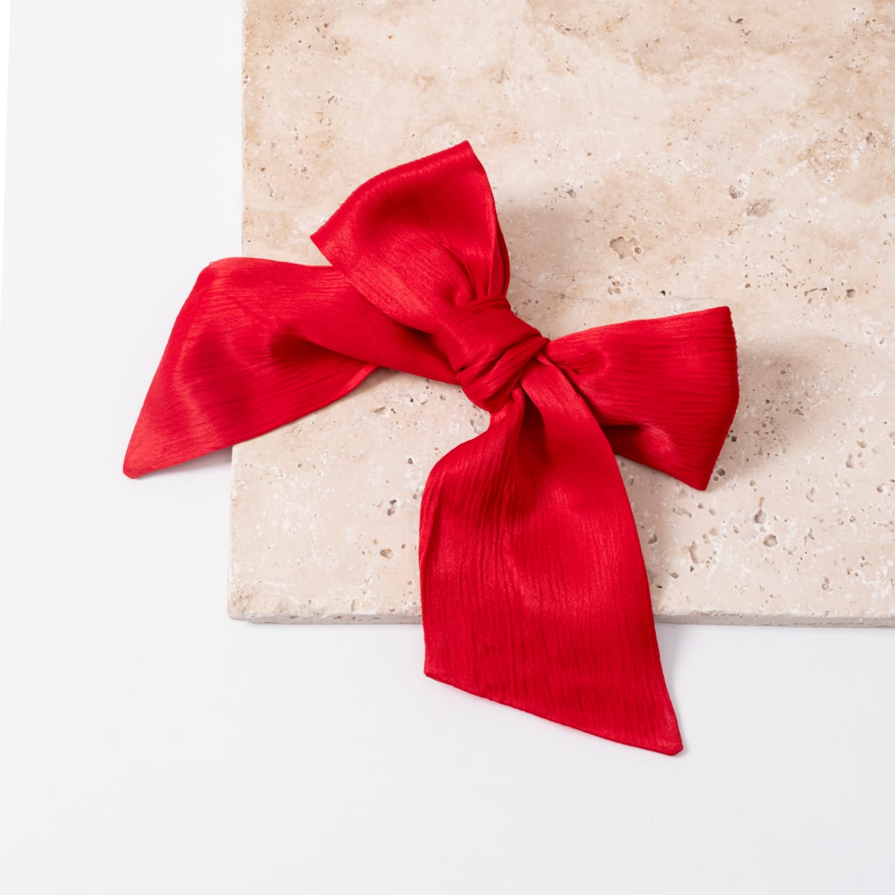 Big Satin Bow (Clips)
