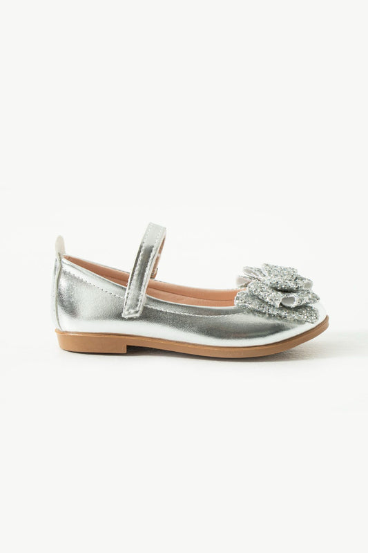 Ballerina with glittery bow 26